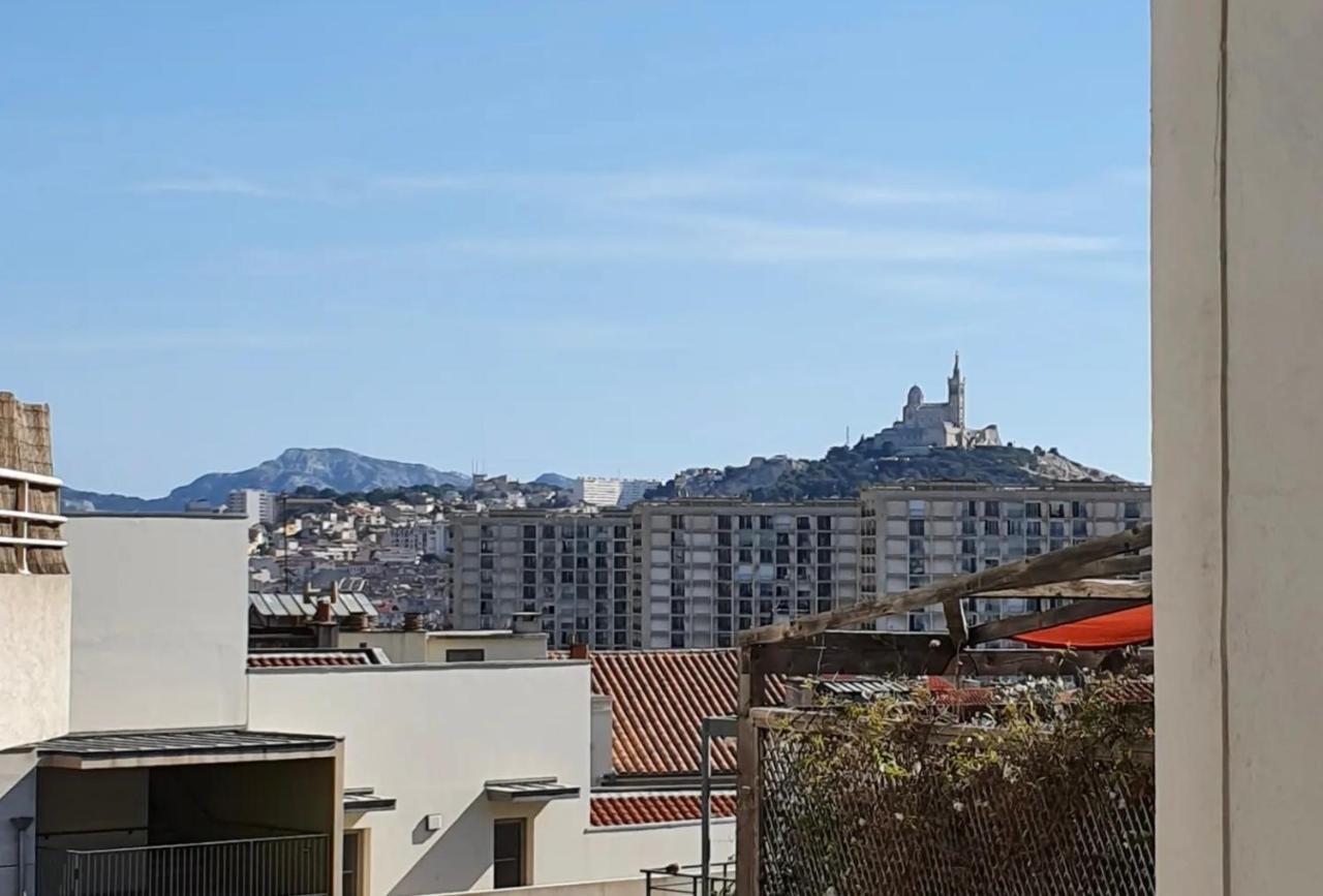 Appartement entièrement rénové, ensoleillé, à 3mn de la Gare St Charles, avec la vue sur Notre-Dame de la Garde Marsella Exterior foto
