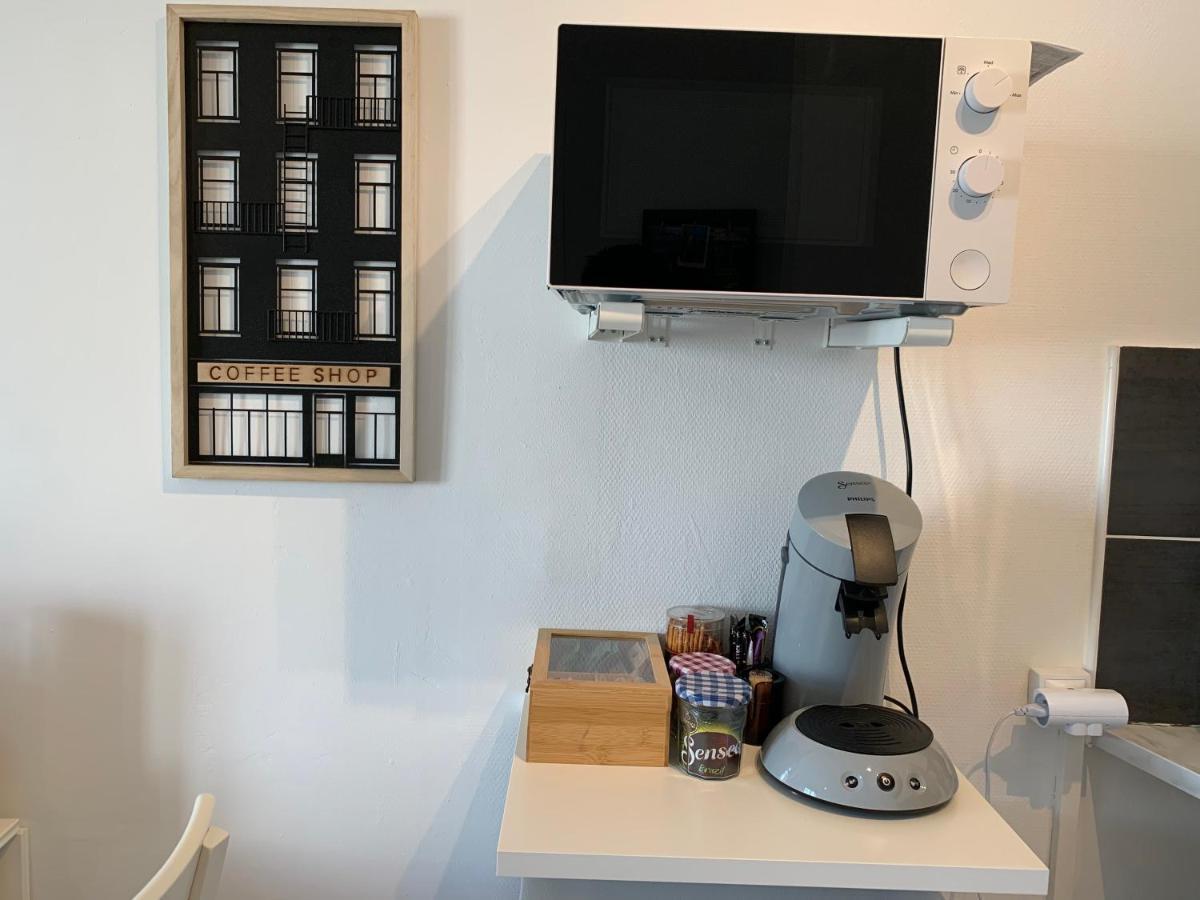 Appartement entièrement rénové, ensoleillé, à 3mn de la Gare St Charles, avec la vue sur Notre-Dame de la Garde Marsella Exterior foto