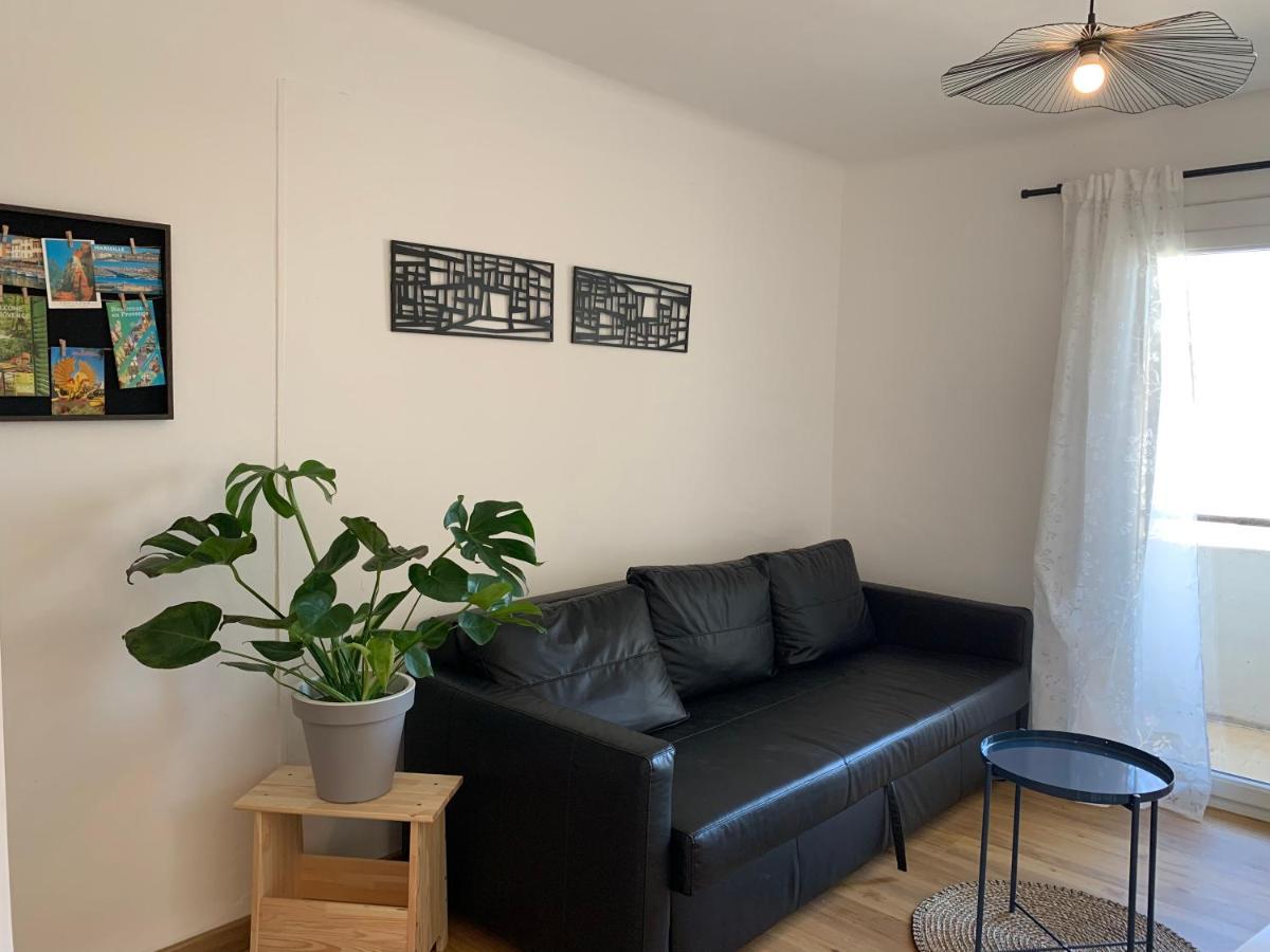 Appartement entièrement rénové, ensoleillé, à 3mn de la Gare St Charles, avec la vue sur Notre-Dame de la Garde Marsella Exterior foto