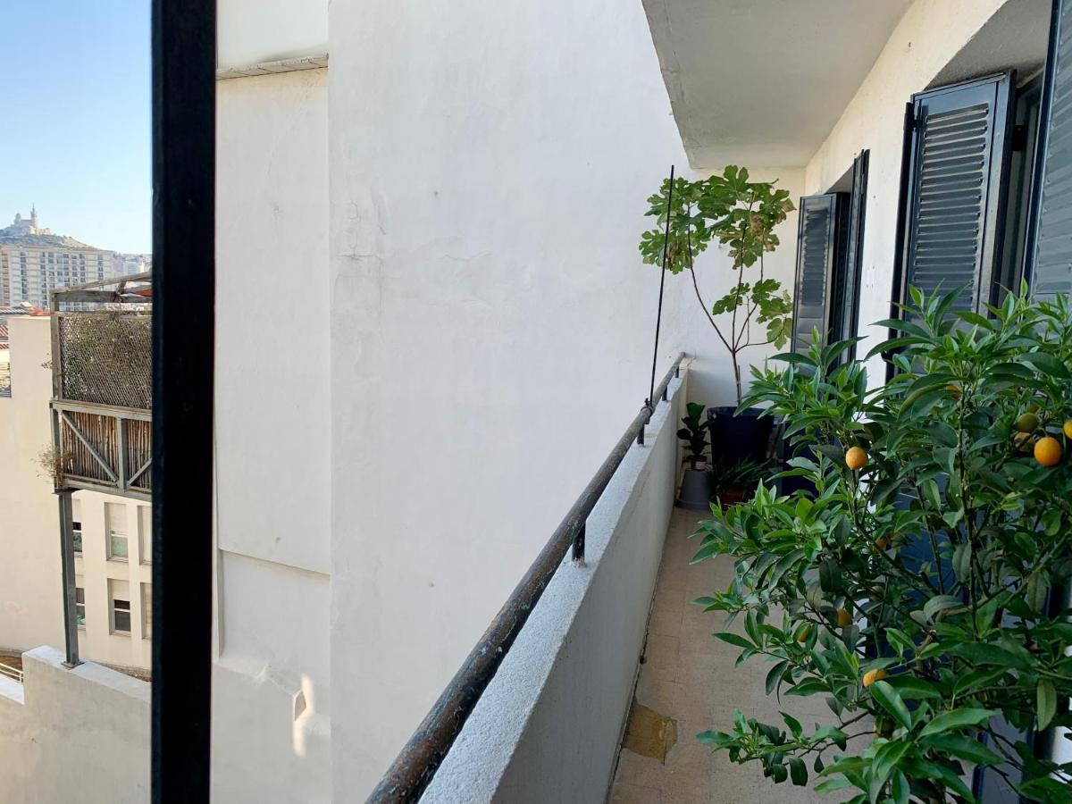 Appartement entièrement rénové, ensoleillé, à 3mn de la Gare St Charles, avec la vue sur Notre-Dame de la Garde Marsella Exterior foto